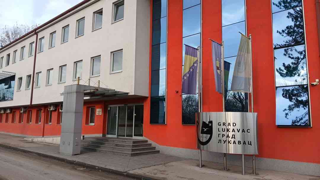 Prijave za zauzimanje javne površine povodom koncerta Goce Tržan u Lukavcu