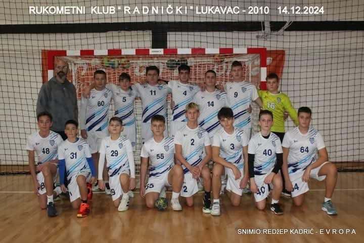 Mladi rukometaši RK Lukavac u gostima pružili snažan otpor protiv RK Gradačac