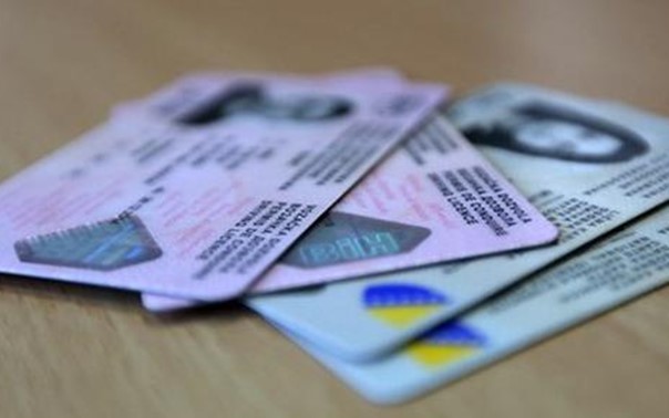 Promjene naziva ulica u Lukavcu i njihove moguće implikacije za stanovnike tih ulica.