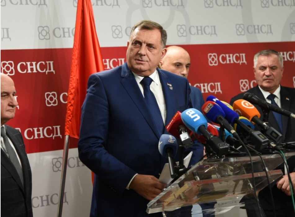 KORAK NAPRIJED – NAZAD DVA: Dodikov hod ka “odcjepljenju”