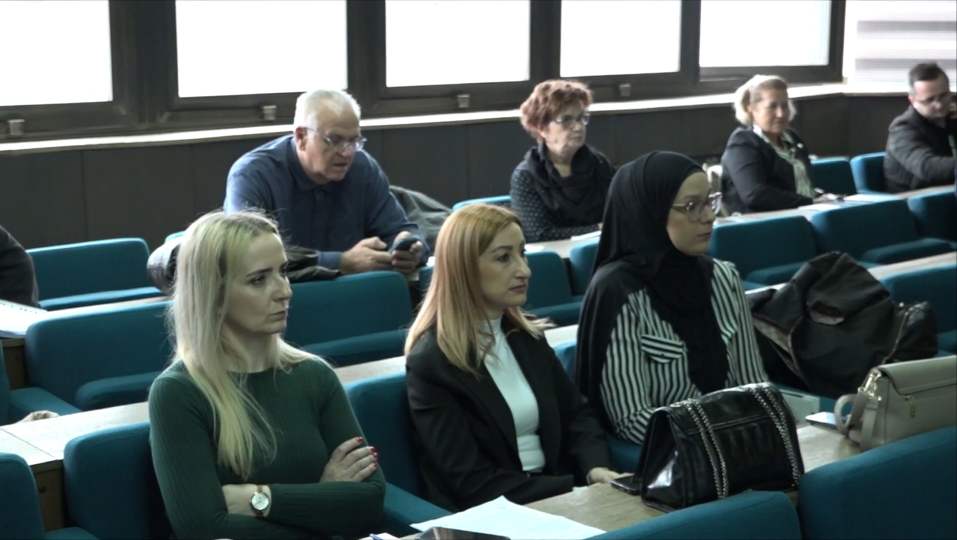 4. Redovna sjednica GV Lukavac: Tačke od ključne važnosti za gradonačelnika Delića i većinu “padale” jedna za drugom