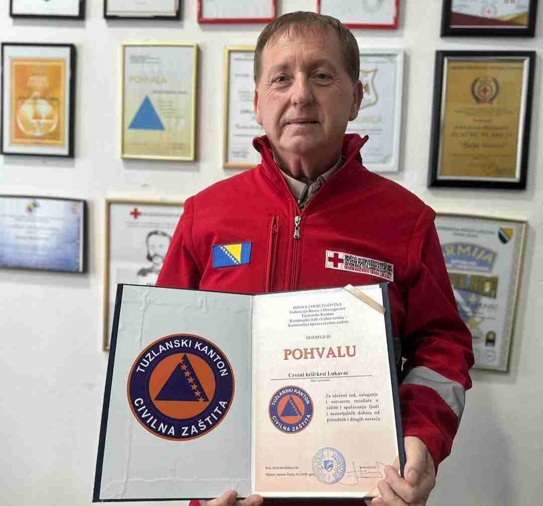 Crveni križ/krst Lukavac dobitnik pohvale za doprinos civilnoj zaštiti