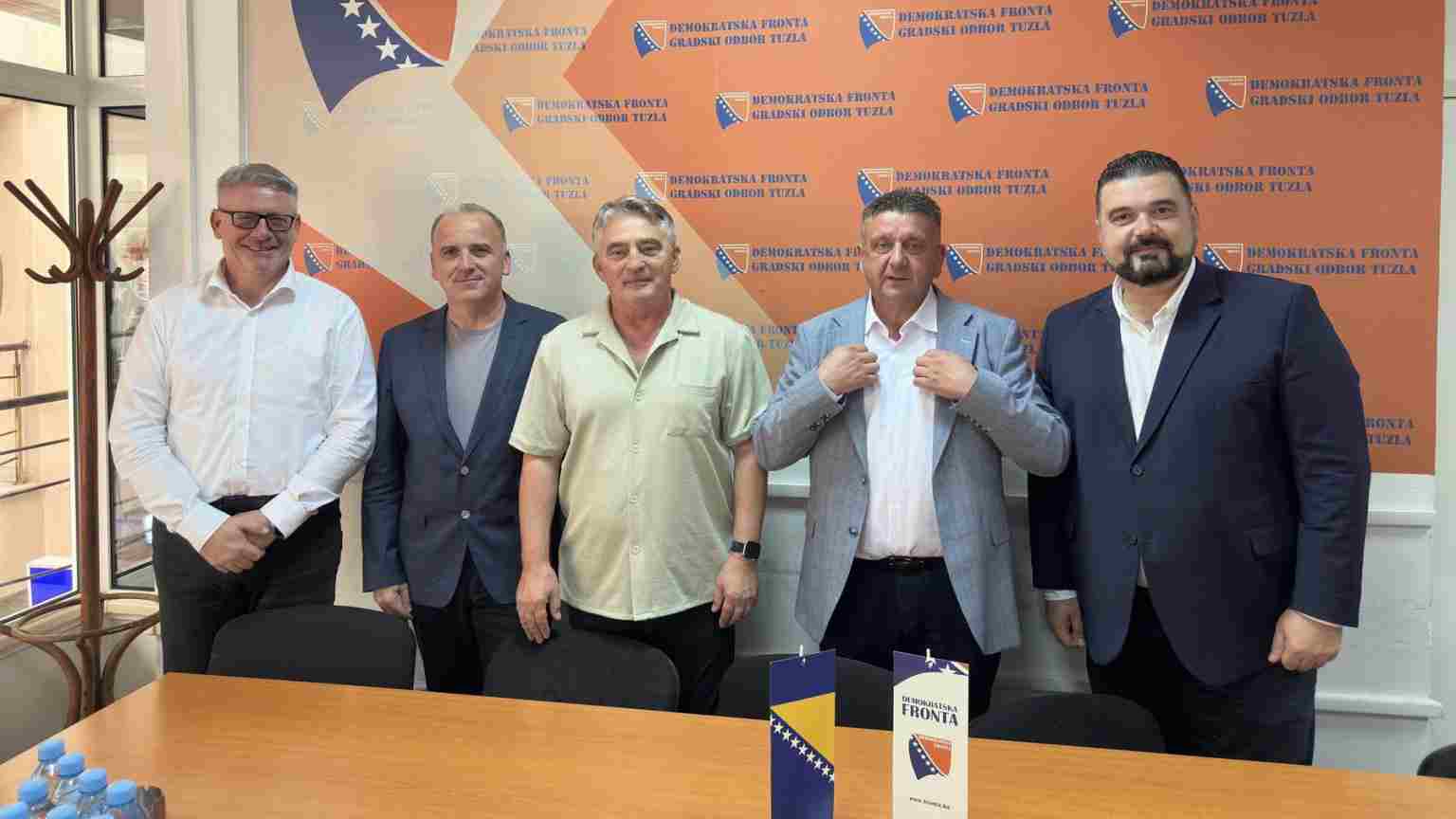 U Tuzli DF “čopa” SDP: Zastupnik u Parlamentu FBiH Hajrudin Kozarević prešao u DF