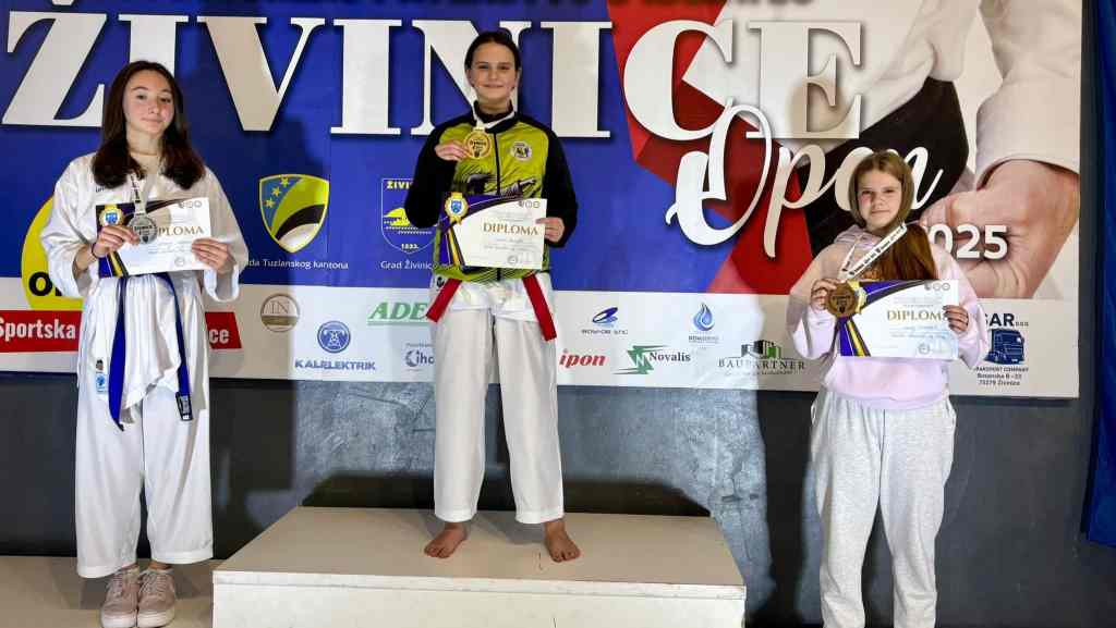Mladi karatisti KBS “Master” Lukavac osvojili šest medalja na turniru “Živinice Open 2025”