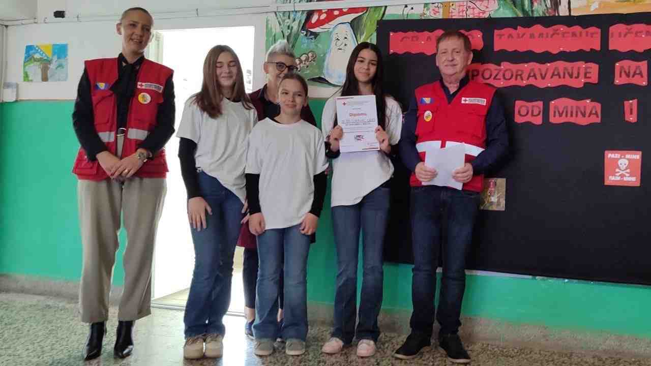 U Turiji održano 26. gradsko takmičenje Crvenog križa iz oblasti „Upozoravanje na opasnosti od mina i NUS-a“