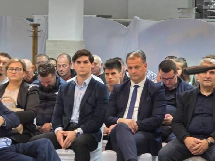 c1_20251026_10490611