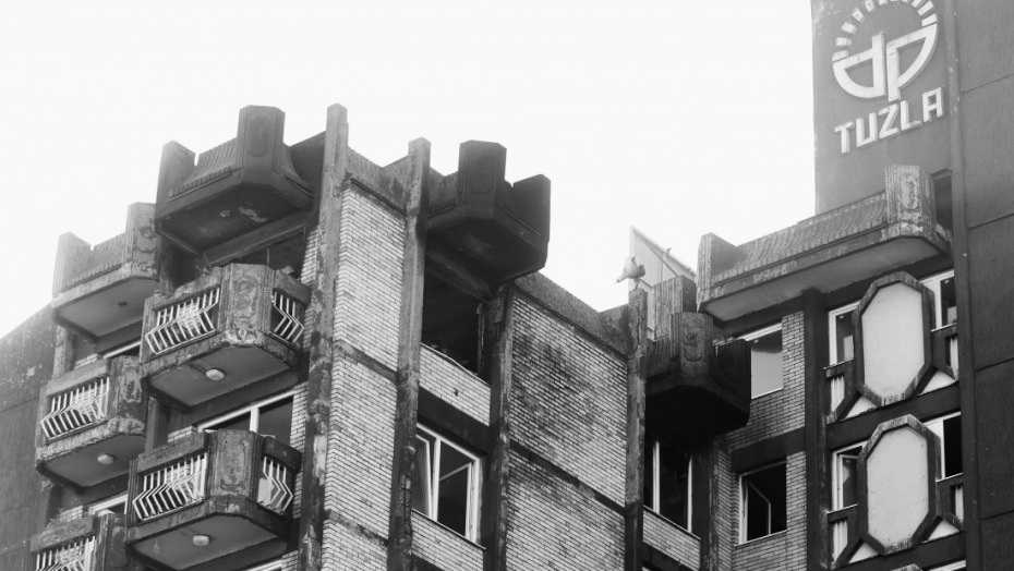 Grad Tuzla će snositi troškove dženaza i sahrana žrtava požara u Domu penzionera
