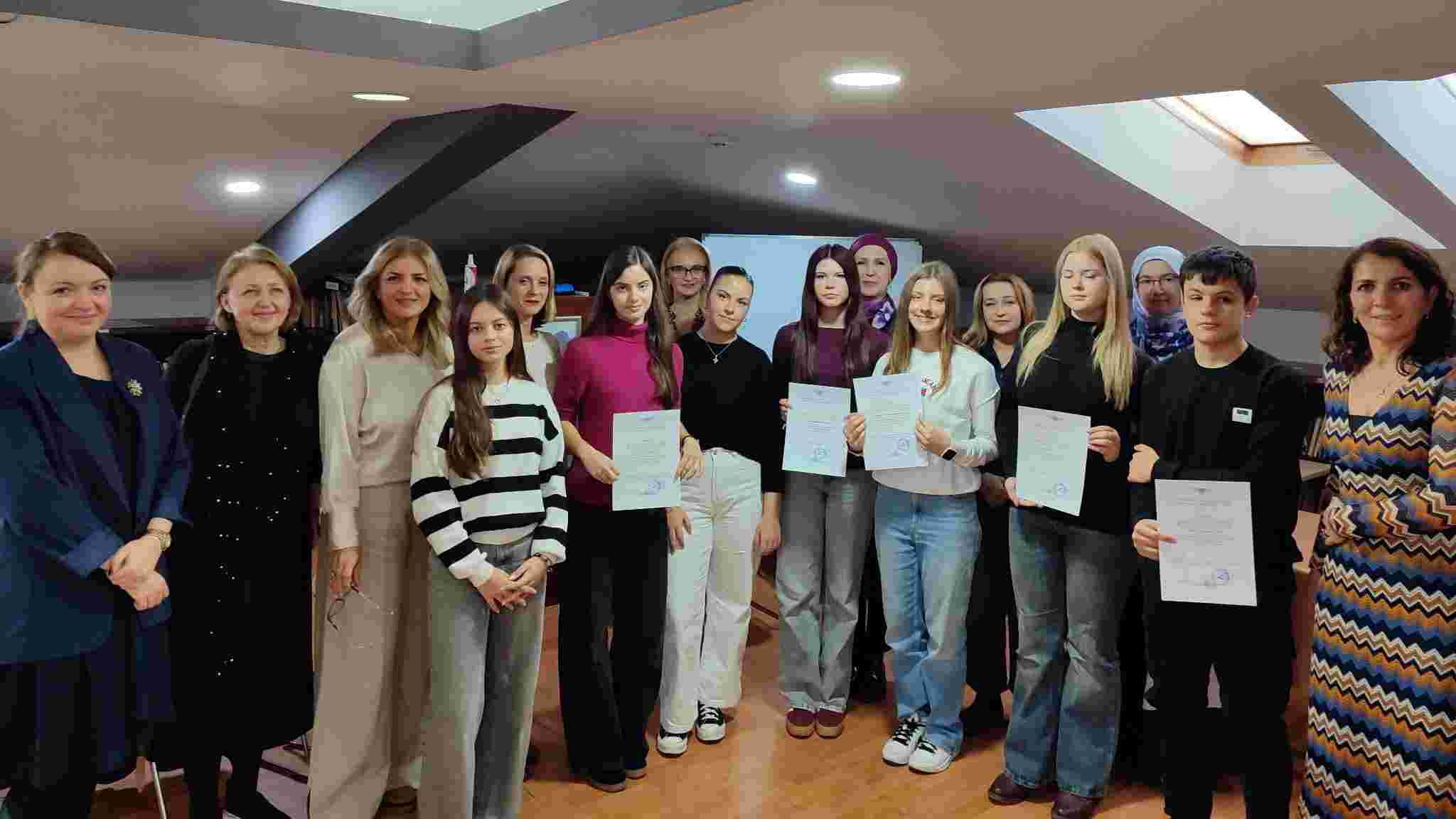 Učenici pokazali sjajno znanje: Održan kviz “Put kroz književnost u 30 pitanja”