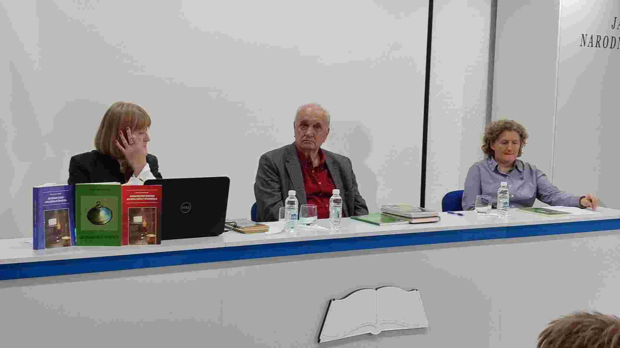 PROMOCIJA KNJIGE „BOSANSKA SOFRA“ U TUZLANSKOJ BIBLIOTECI „DERVIŠ SUŠIĆ“