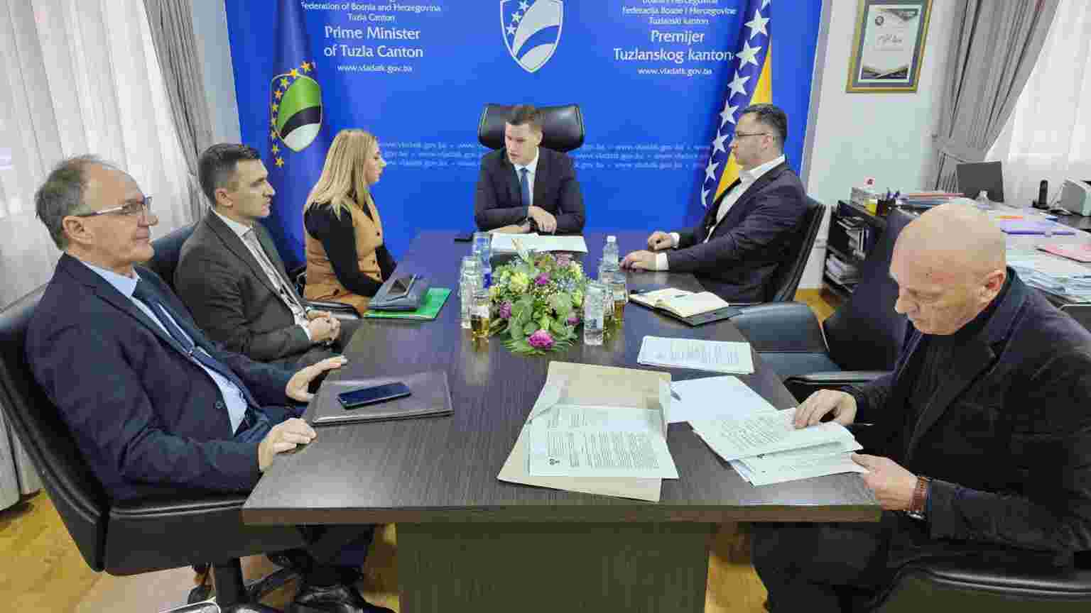 Vlada TK obećava: Niko od radnika Koksare neće biti prepušten sam sebi