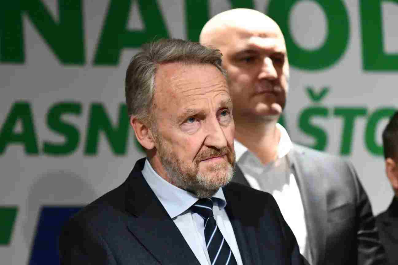 Izetbegović Mahmutoviću za sabotiranje vitalnog nacionalnog interesa Bošnjaka u RS prijeti – “opomenom”