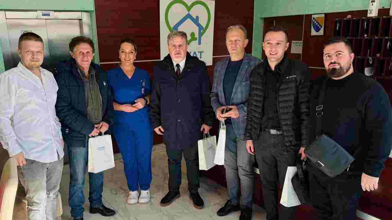 Dom za starija lica „Hayat“ ugostio gradske zvaničnike i RTV Lukavac