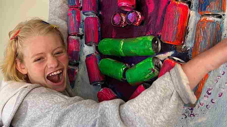 Clara Woods – tišina koja govori jezicima umjetnosti/Clara Woods – Silence That Speaks the Languages of Art