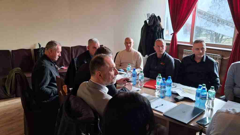 Zagađenje Lukavca pod lupom: Forum za zaštitu okoliša zatražio hitne mjere protiv nepropisnog odlaganja otpada i prekoračenja emisija