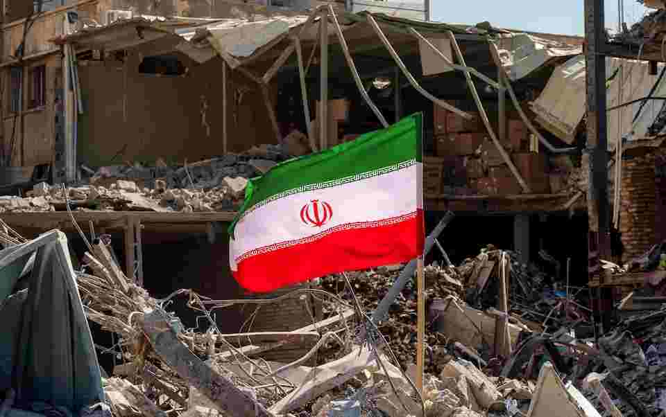 TEHERAN U “APOKALIPSI”: Bolnice u plamenu, djeca pod ruševinama