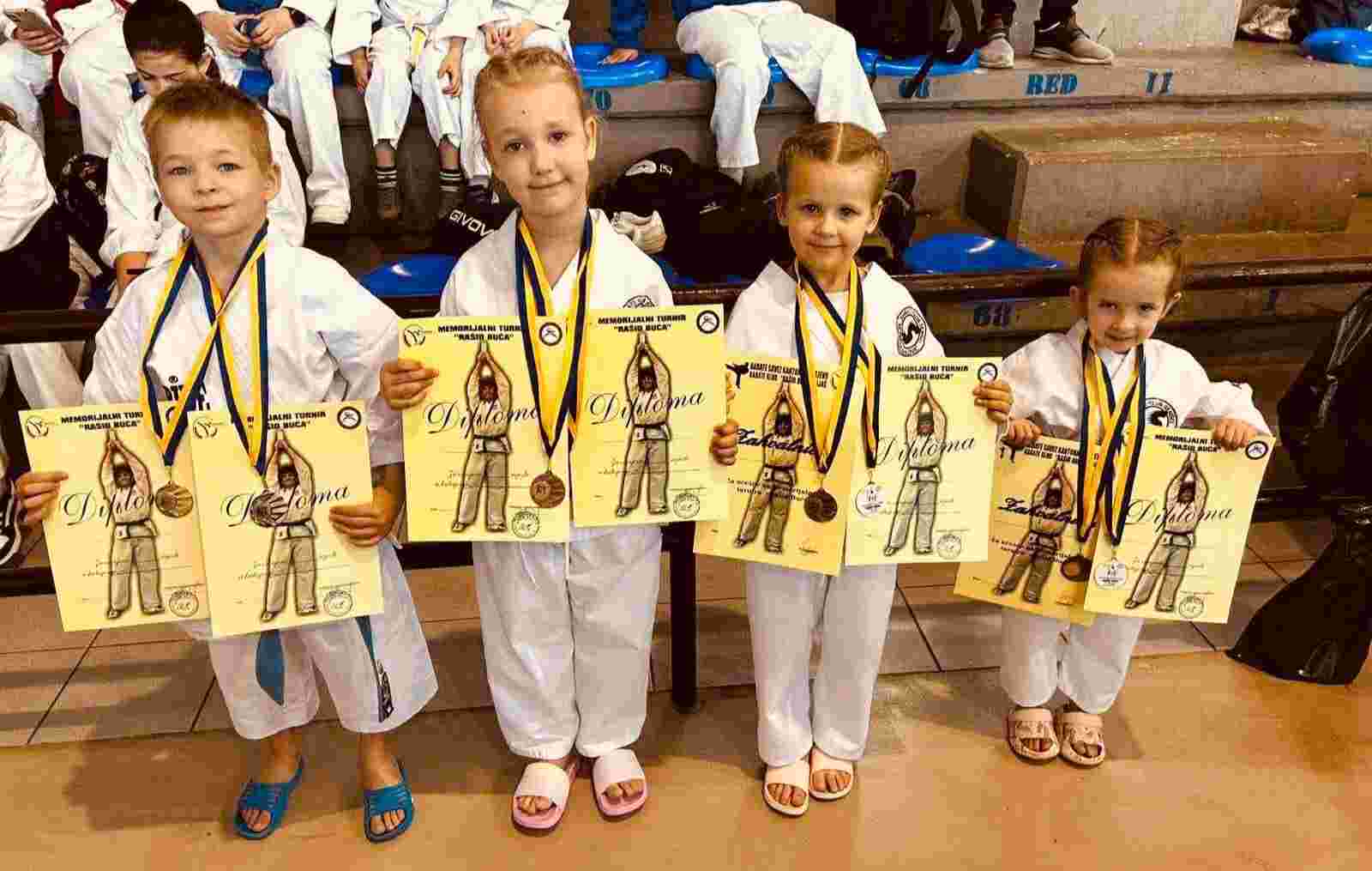 KK Sensei Mehmed Halilović uspješan na Memorijalnom turniru u Ilijašu – FOTO