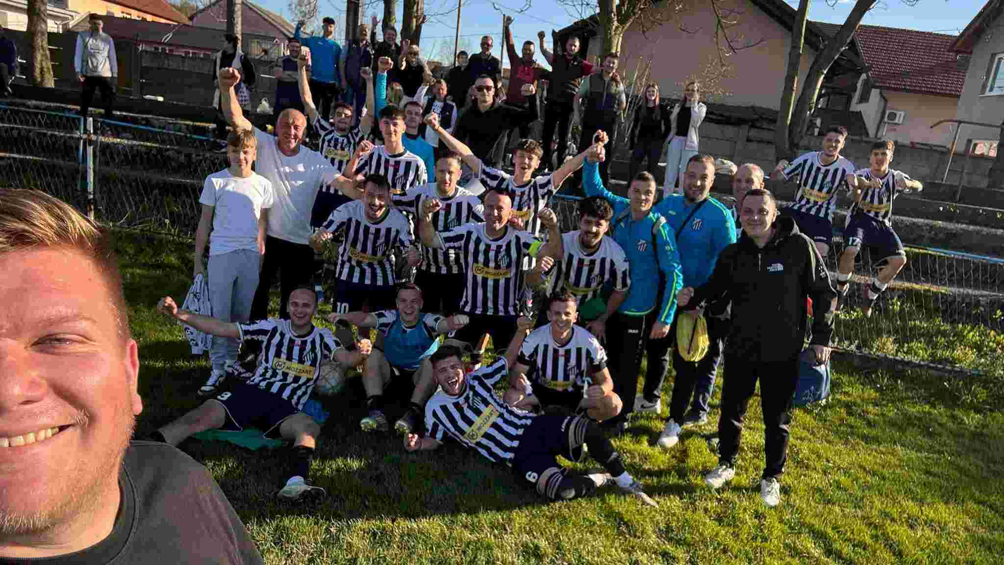 PROKOSOVIĆI SLAVILI NA MERAJI: Mladost pala pred raspoloženim gostima