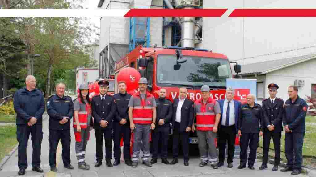 Lukavac Cement donirao vatrogasno vozilo Profesionalnoj vatrogasnoj jedinici Lukavac
