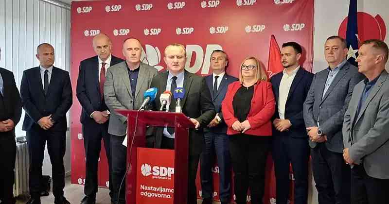 Nastavlja se “čerupanje” SBiH: Načelnik Čelića i sedam vijećnika prešli u SDP