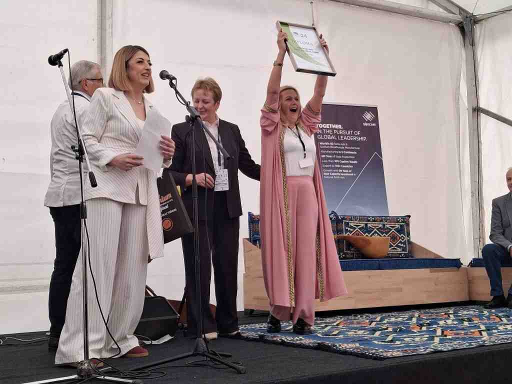 Mirisi tradicije i priznanja najboljima: „Bosanska sofra“ i „Dani ženskog stvaralaštva“ oduševili posjetioce Sajma LIST