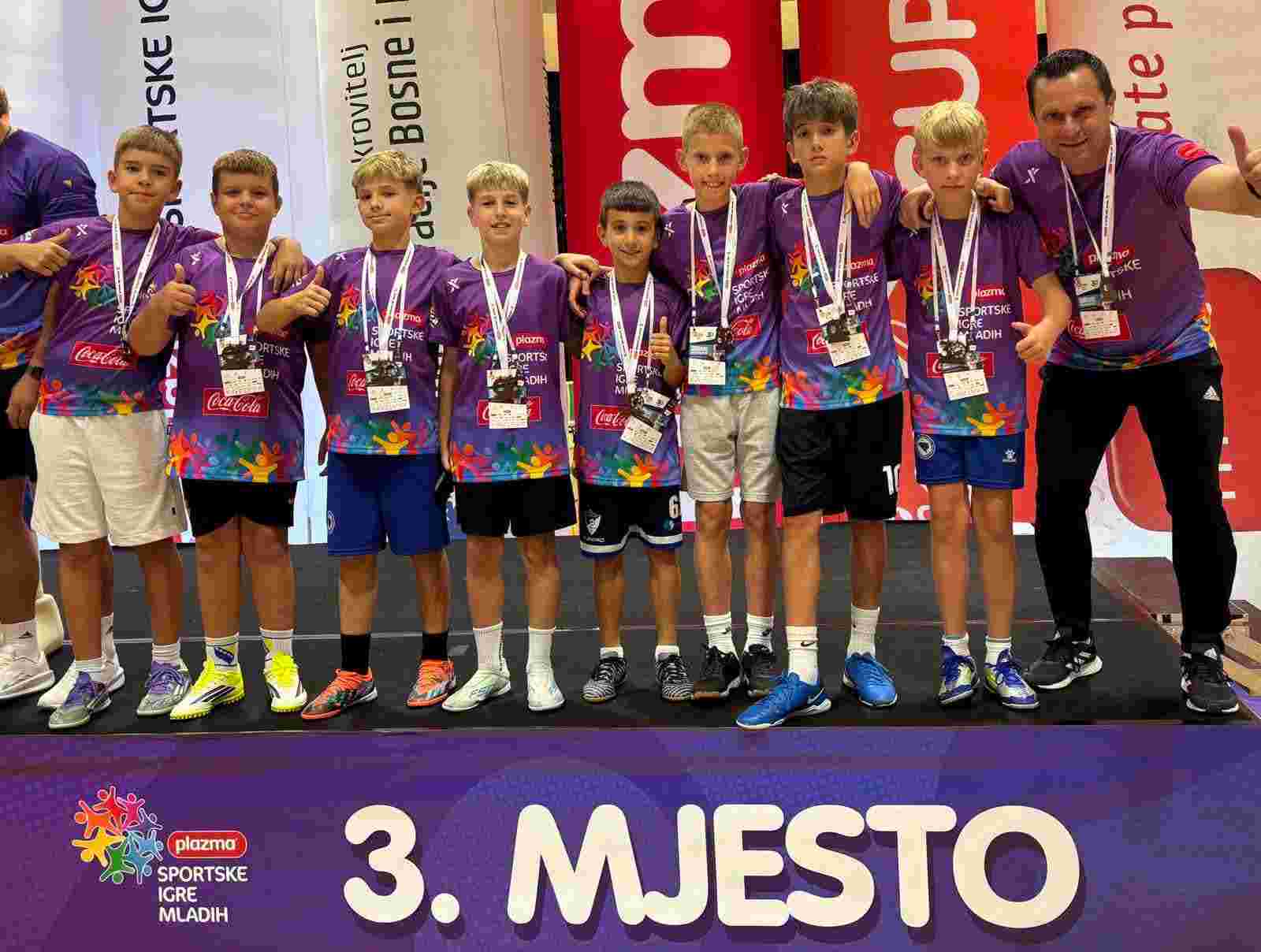 Mladi fudbaleri JU OŠ „Lukavac Grad“ osvojili treće mjesto na državnom finalu Sportskih igara mladih