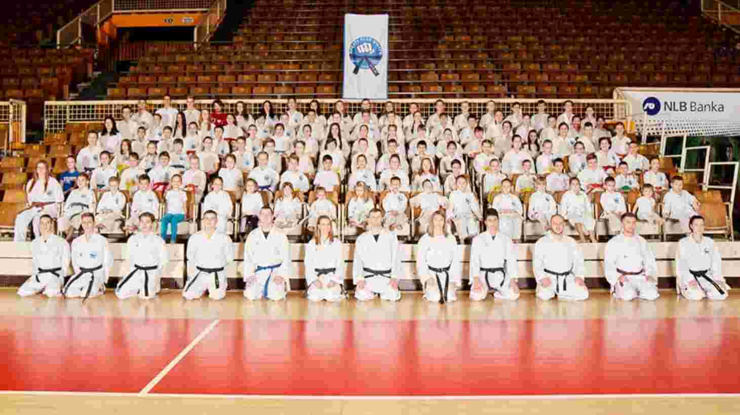 KARATE KLUB „WINNER“ TUZLA OSVOJIO 20 MEDALJA NA MEMORIJALU MEHMED HALILOVIĆ