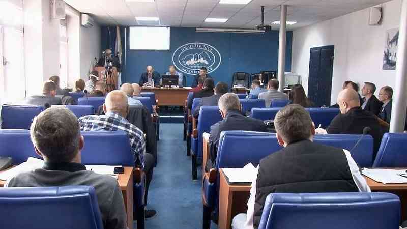 RAZRIJEŠEN NAIL JUSIĆ, IZABRANO NOVO RUKOVODSTVO GRADSKOG VIJEĆA ŽIVINICE