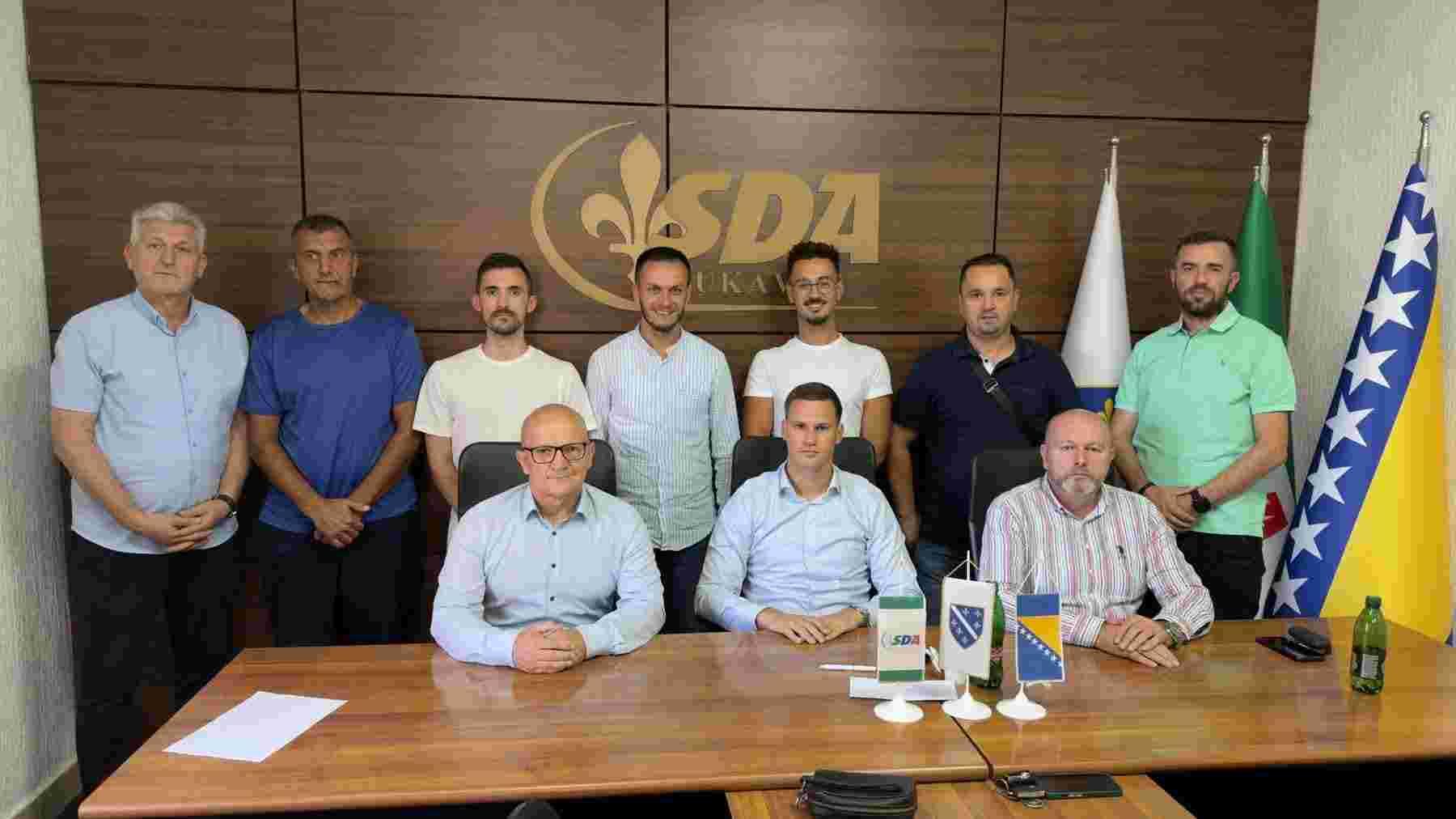 Mirsad Mujić napustio SD BiH i prešao u SDA: „U ovom timu mogu efikasnije štititi interese građana Lukavca“